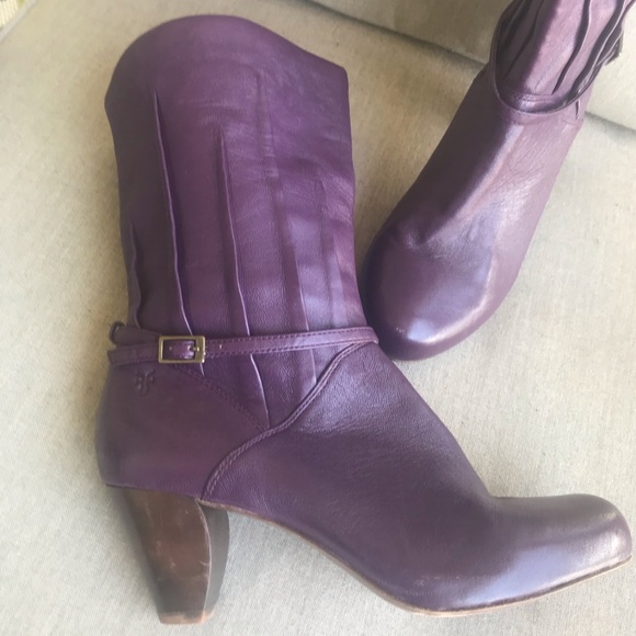 purple frye boots